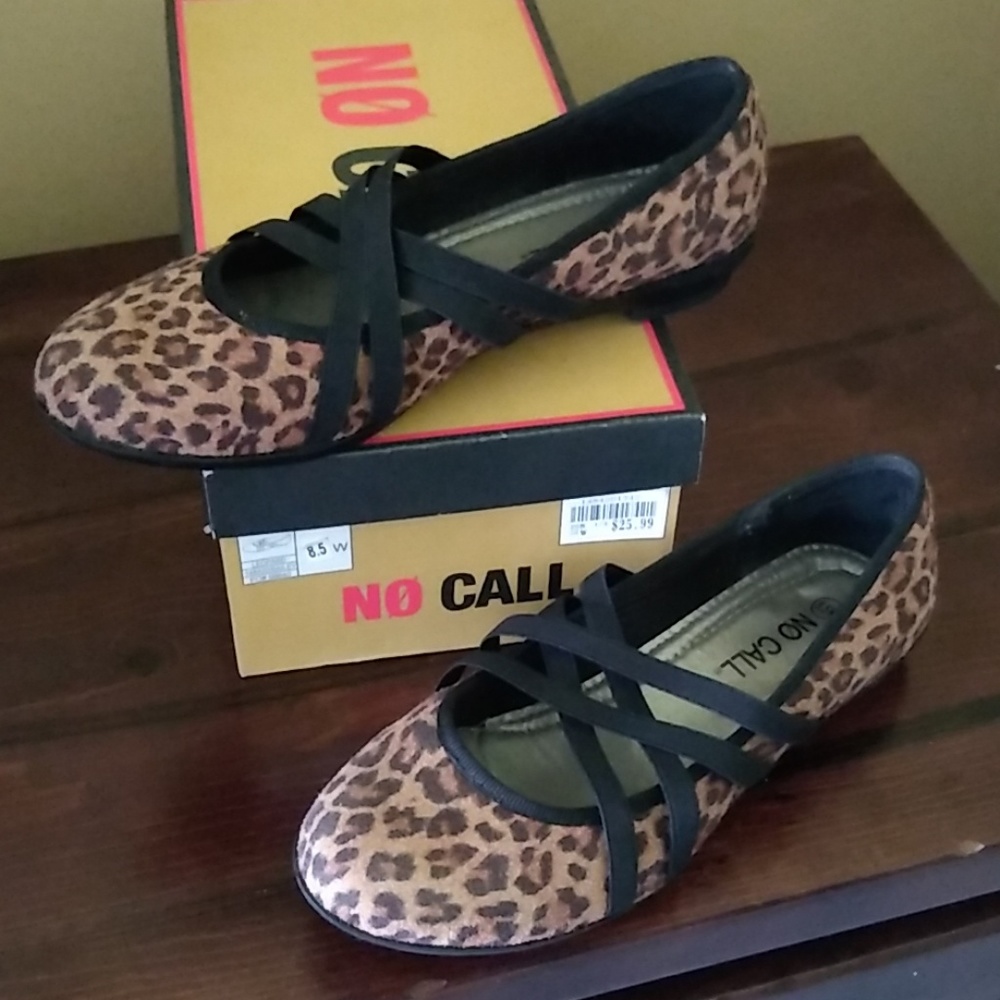 Women's flats